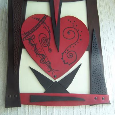 Coeur  Rouge Noir Tableau  cuir  25 X 31 cm  95€